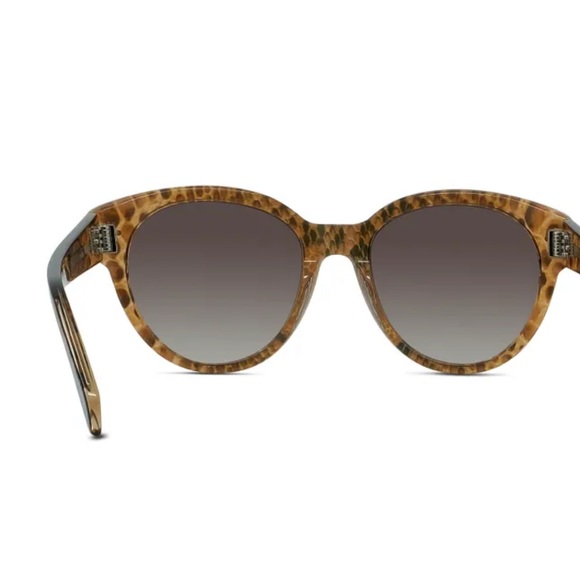 CELINE
Round Gradient Acetate Python Print Sunglasses CL40169I - Picture 6 of 7